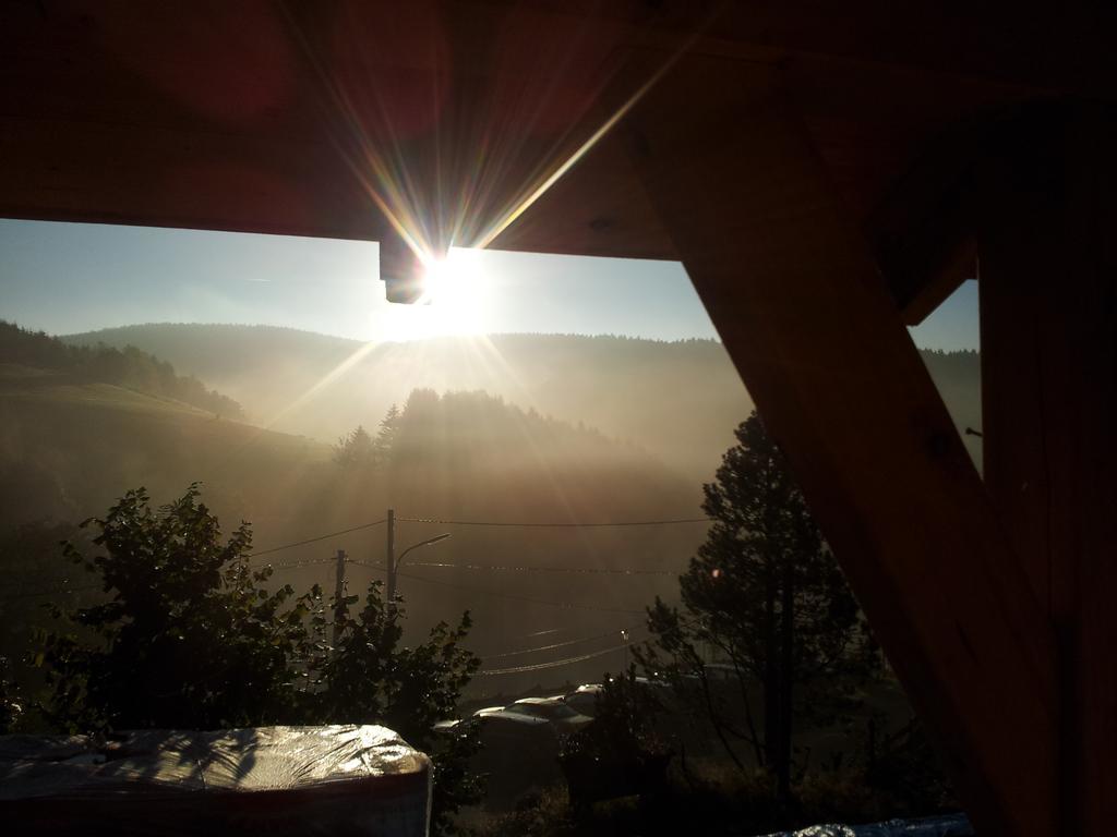 Landgasthof Nesselbach Nordenau Bagian luar foto