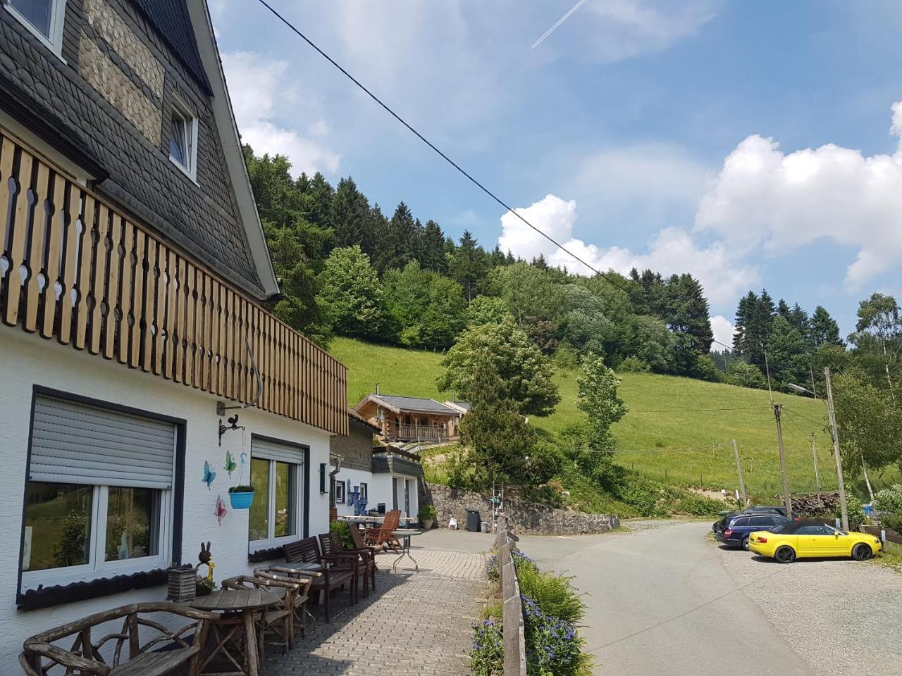 Landgasthof Nesselbach Nordenau Bagian luar foto