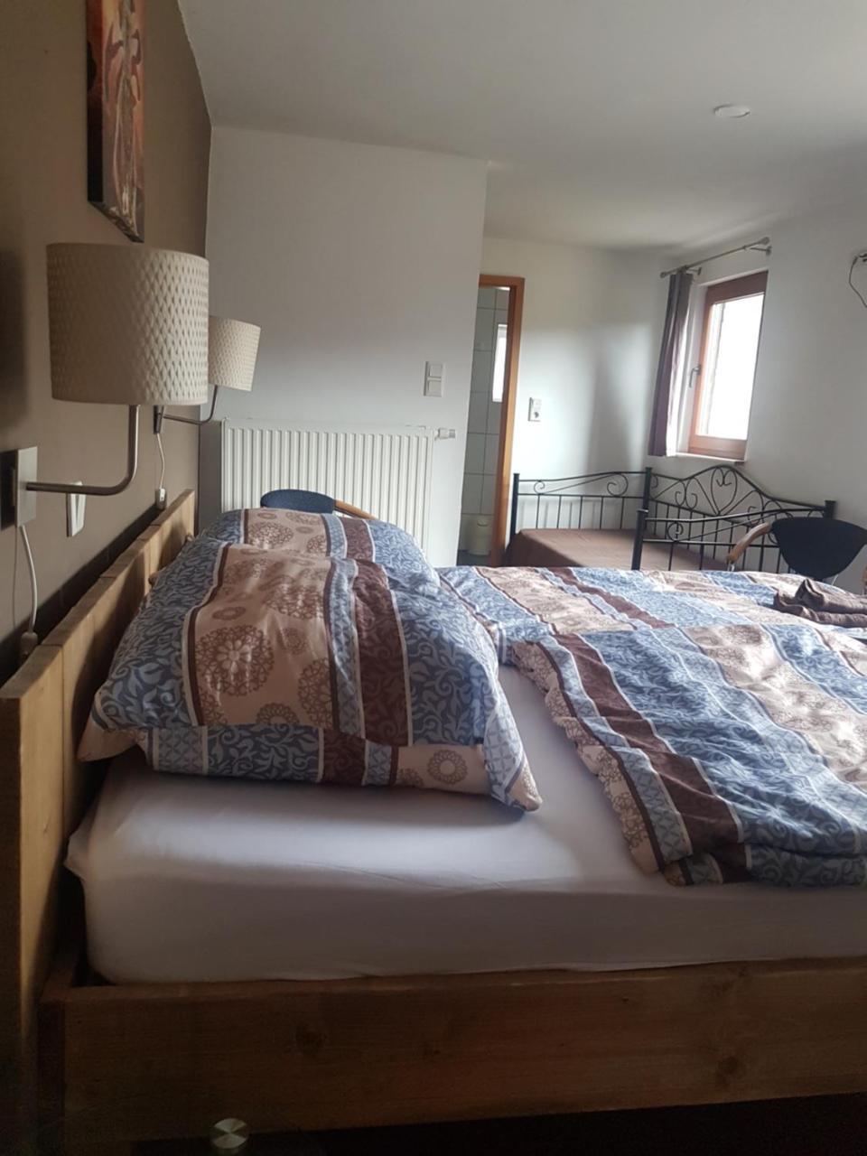 Landgasthof Nesselbach Nordenau Bagian luar foto